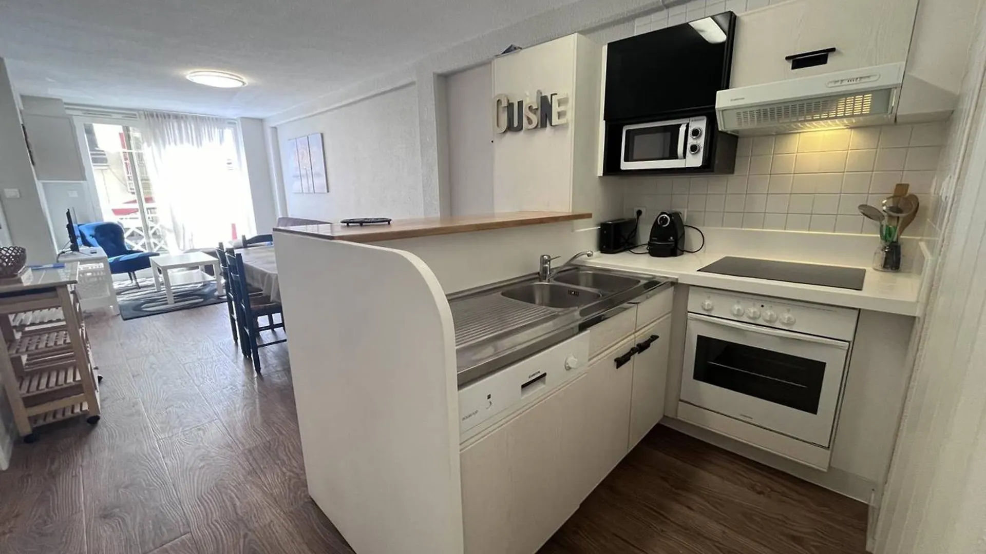 Confort Moderne A Cauterets : T2 Avec Cuisine Equipee Et Alcove. Capacite 4 Pers. - Fr-1-812-57